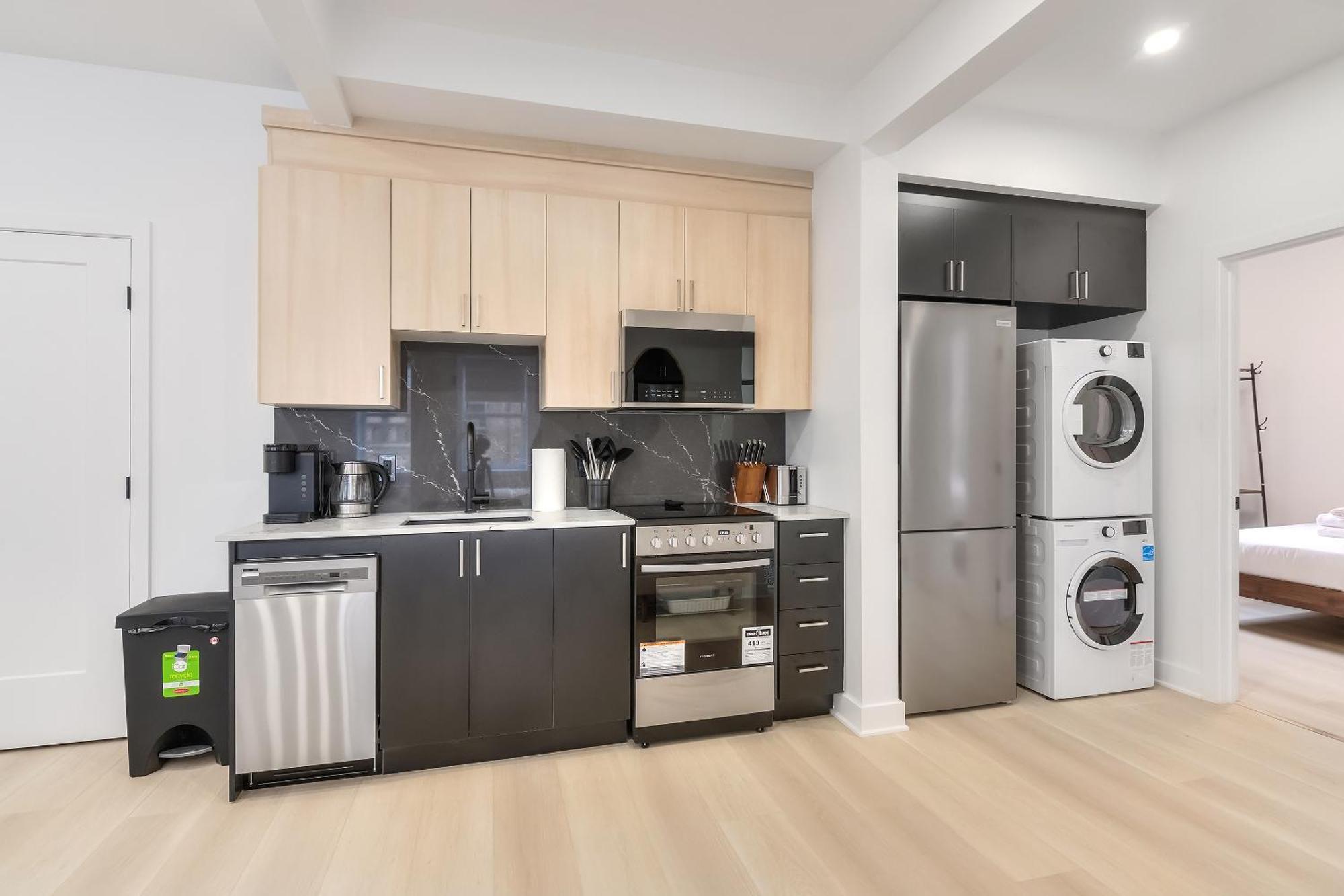 Free Indoor Parking Cozy & Spacious Condo In Heart Of Downtown Μόντρεαλ Εξωτερικό φωτογραφία
